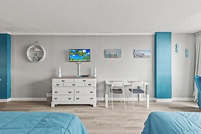 Oceanside Inn Studios by Brightwild