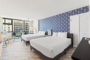 Oceanside Inn Studios by Brightwild