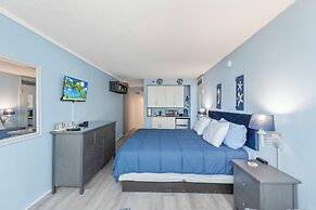 Oceanside Inn Studios by Brightwild