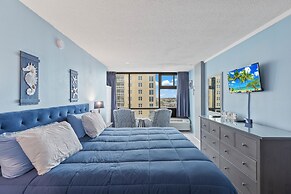 Oceanside Inn Studios by Brightwild