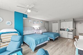 Oceanside Inn Studios by Brightwild