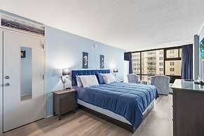 Oceanside Inn Studios by Brightwild