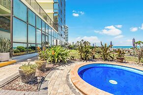 Oceanside Inn Studios by Brightwild