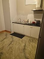 Nice House in a Quite Neighbourhood Close to Parks and a Short Drive t