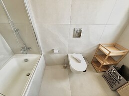 85 KAP - Stay Mythical Blue Apartment