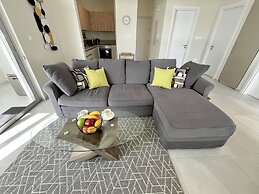 85 KAP - Stay Mythical Blue Apartment