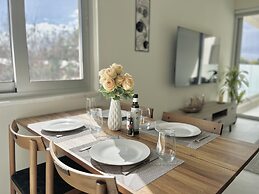 85 KAP - Stay Mythical Blue Apartment