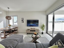 85 KAP - Stay Mythical Blue Apartment