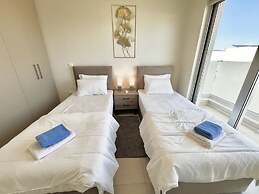 85 KAP - Stay Mythical Blue Apartment