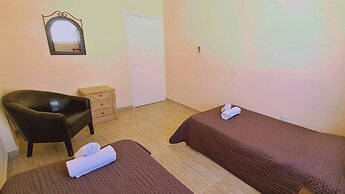 101 AN -chill n Joy Apartment