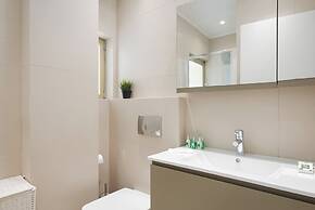Vouliagmeni Serenity Residence