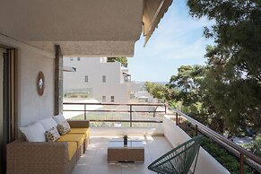 Vouliagmeni Serenity Residence