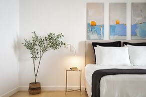 Vouliagmeni Serenity Residence