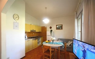 Lovely Duplex for 5 Guests in Peaceful Lignano Riviera