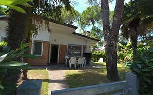 Lovely Duplex for 5 Guests in Peaceful Lignano Riviera