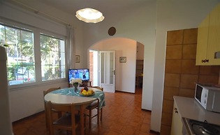 Lovely Duplex for 5 Guests in Peaceful Lignano Riviera