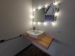 Room-homestay With Private Bathroom