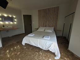 Room-homestay With Private Bathroom