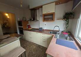 Room-homestay With Private Bathroom