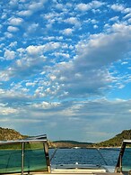 Madrid Oasis Apartment - Modern 2BR