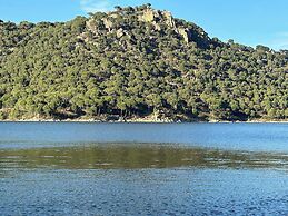 Madrid Oasis Apartment - Modern 2BR