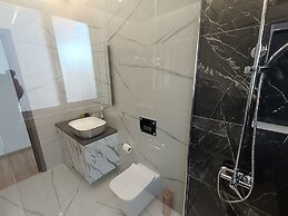 44 NIC - Stay Creative Art Suite by Marina