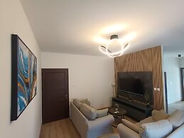 44 NIC - Stay Creative Art Suite by Marina