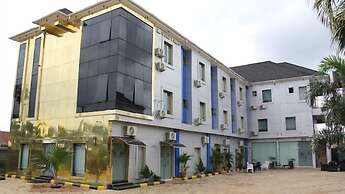 Gold Palm Hotels Ltd