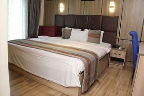 Gold Palm Hotels Ltd