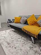 Modern 1BR - Citycentrelocation - 2mintoarena