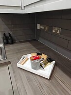 Modern 1BR - Citycentrelocation - 2mintoarena