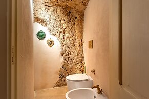 Charming Nest With Terrace by Wonderful Italy
