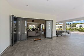 Villa Amber with pool at mambo beach