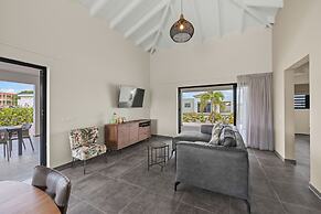 Villa Amber with pool at mambo beach