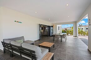 Villa Amber with pool at mambo beach