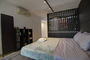 Villa Elias 2BR Lower Apt with Pool