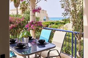 Villa Elias 1BR Upper Apt with Pool