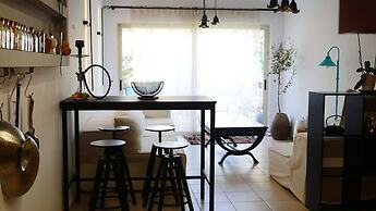 Villa Elias 1BR Upper Apt with Pool