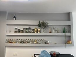 Villa Elias 1BR Upper Apt with Pool