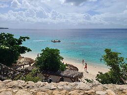 Punta Azul Ocean Resort 4B