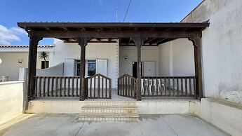 Villetta Marilena Sleeps 7 Torre Suda