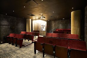 Student Only Vita St. Albans