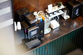 Student Only Vita St. Albans