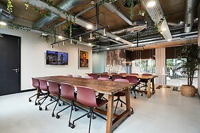 Student Only Vita St. Albans