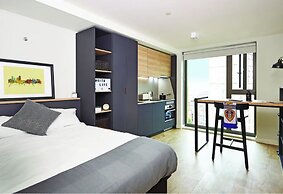 Student Only Vita St. Albans