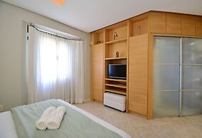 Elegante Casa com Piscina - João Paulo