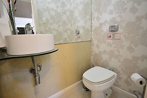 Elegante Casa com Piscina - João Paulo