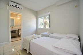 Elegante Casa com Piscina - João Paulo