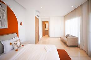 Villa Apollon Seaside and Luxurious