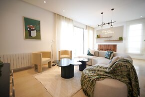 Villa Apollon Seaside and Luxurious